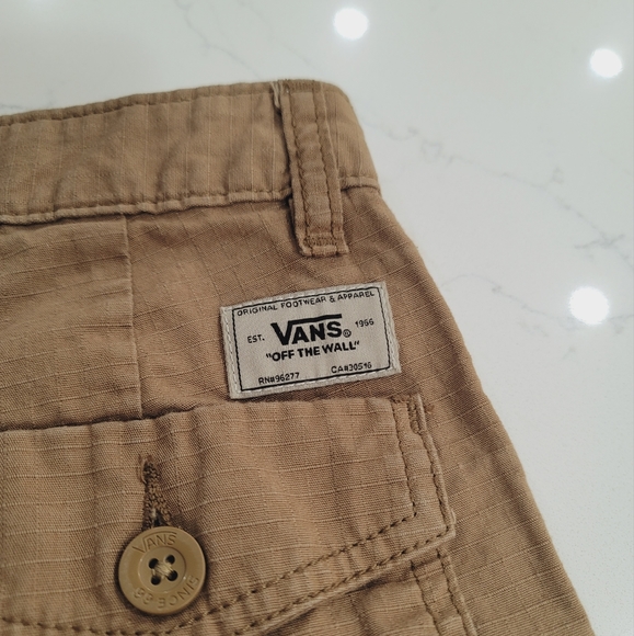 Vans Boys Tan Cargo Shorts - Picture 10 of 15